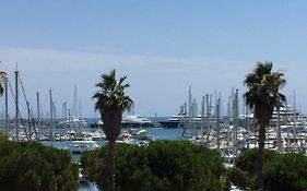 appartement Terrasse magnifique vue mer et yachts